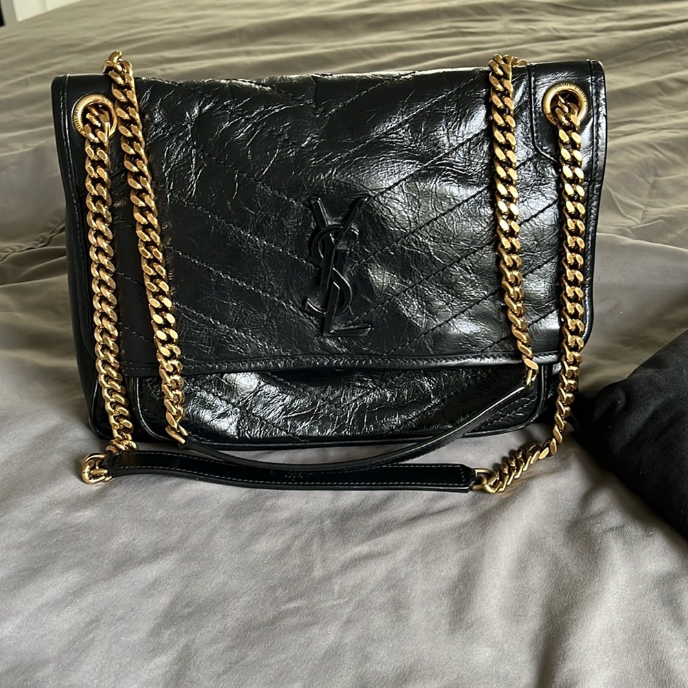YSL Niki medium in black chevron leather with gold hardware